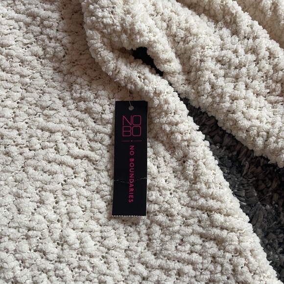 No Boundaries Knitted Sweater - Picture 2 of 2